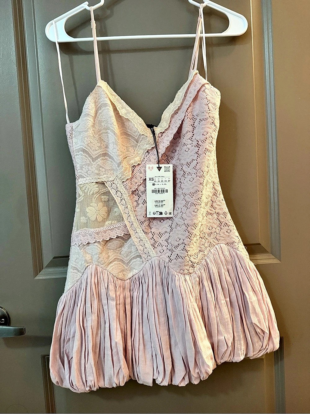 Zara Pink Lace Bubble Hem Spaghetti Strap Mini Dress Size Small